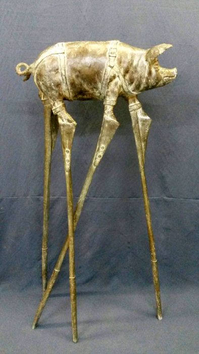 Pig on stilts (large)